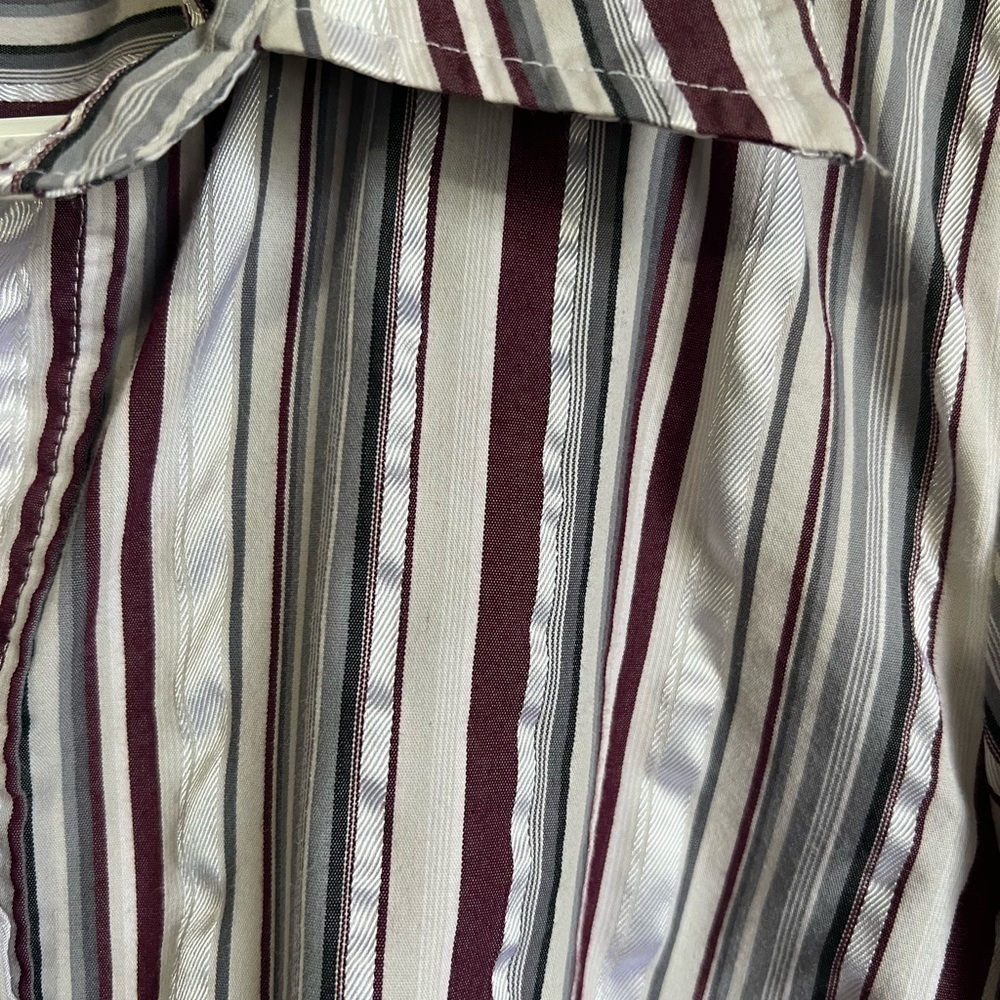 Gitano Button Down Women’s Blouse - image 3